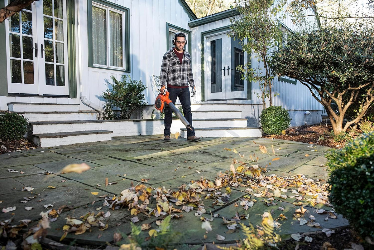 Husqvarna 125B Gas Leaf Blower  28-cc 1.1-HP 2-Cycle Handheld Leaf Blower  470-CFM  170-MPH  12.5-N Powerful Clearing Performance and Ergonomic Design  Gifts for dad