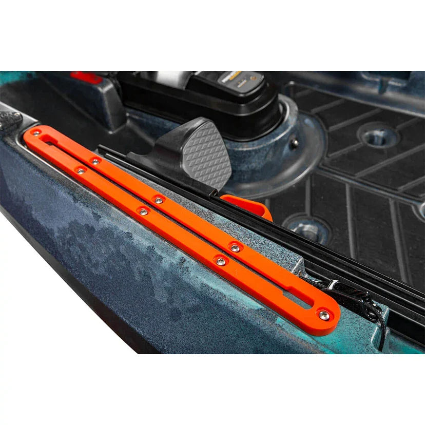 Old Town Sportsman AutoPilot 120 Motorized Fishing Kayak with Minn Kota Trolling Motor �C 12-ft