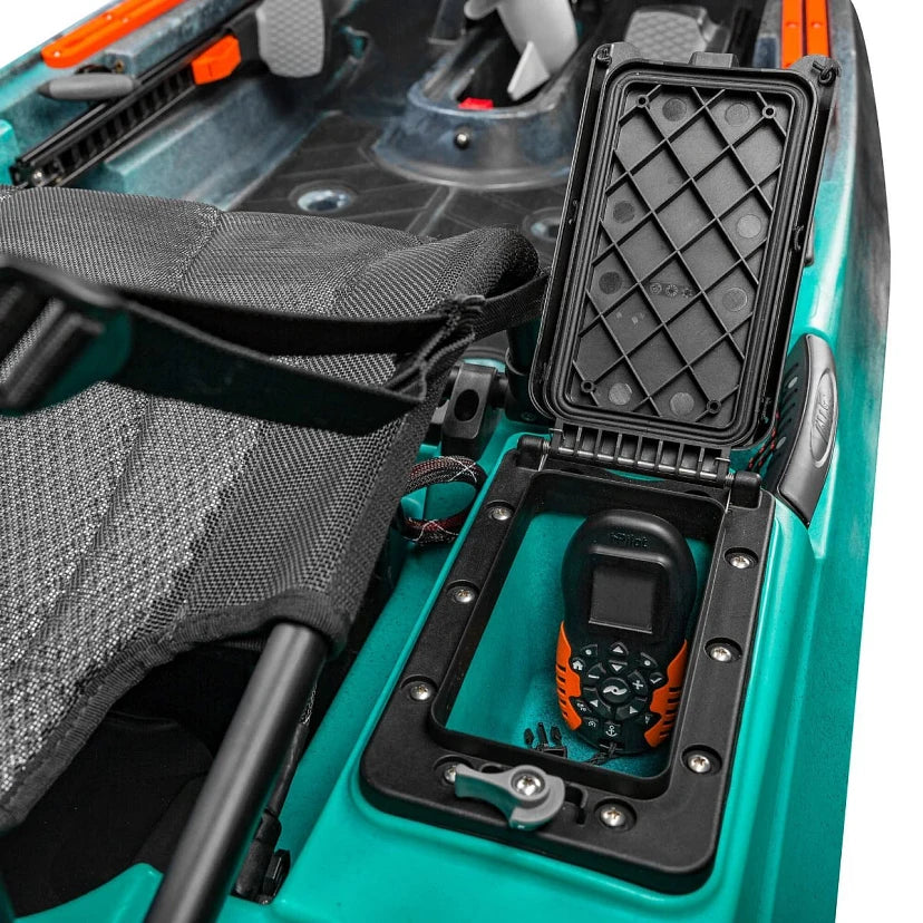 Old Town Sportsman AutoPilot 120 Motorized Fishing Kayak with Minn Kota Trolling Motor �C 12-ft